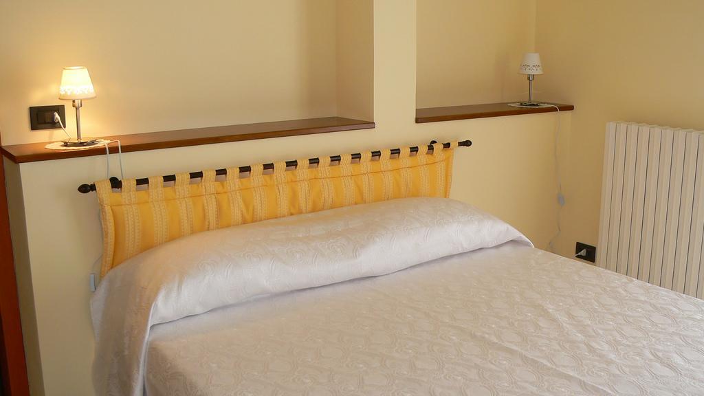 Il Giardino Delle Sete Bed & Breakfast Mesagne Room photo